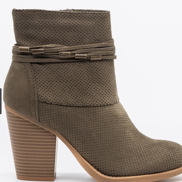 Chic Pinhole Fashion Booties ANKLE BOOTS SUEDE - Picture 1 of 5